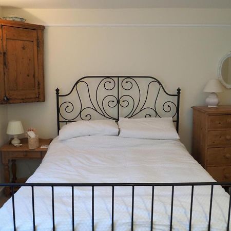 Charming Cottage In The Heart Of Sherborne 셔번 외부 사진