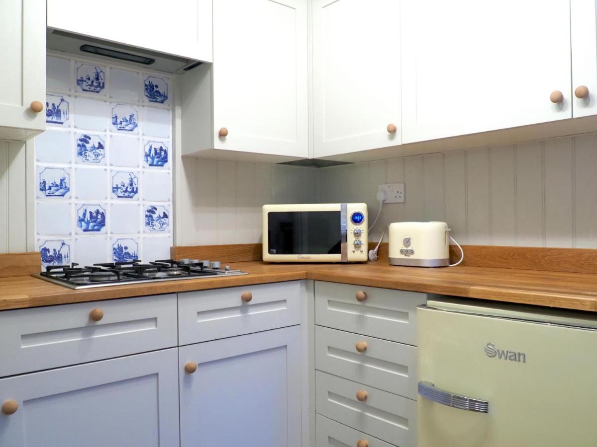 Charming Cottage In The Heart Of Sherborne 셔번 외부 사진